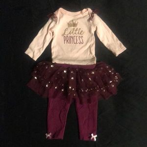 Wine legging set w/crinoline tutu!